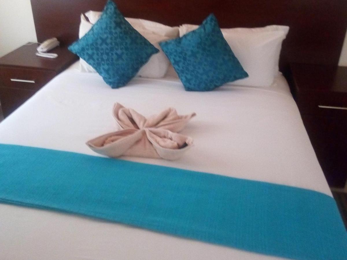 Nkanga Hotel Касане Екстер'єр фото