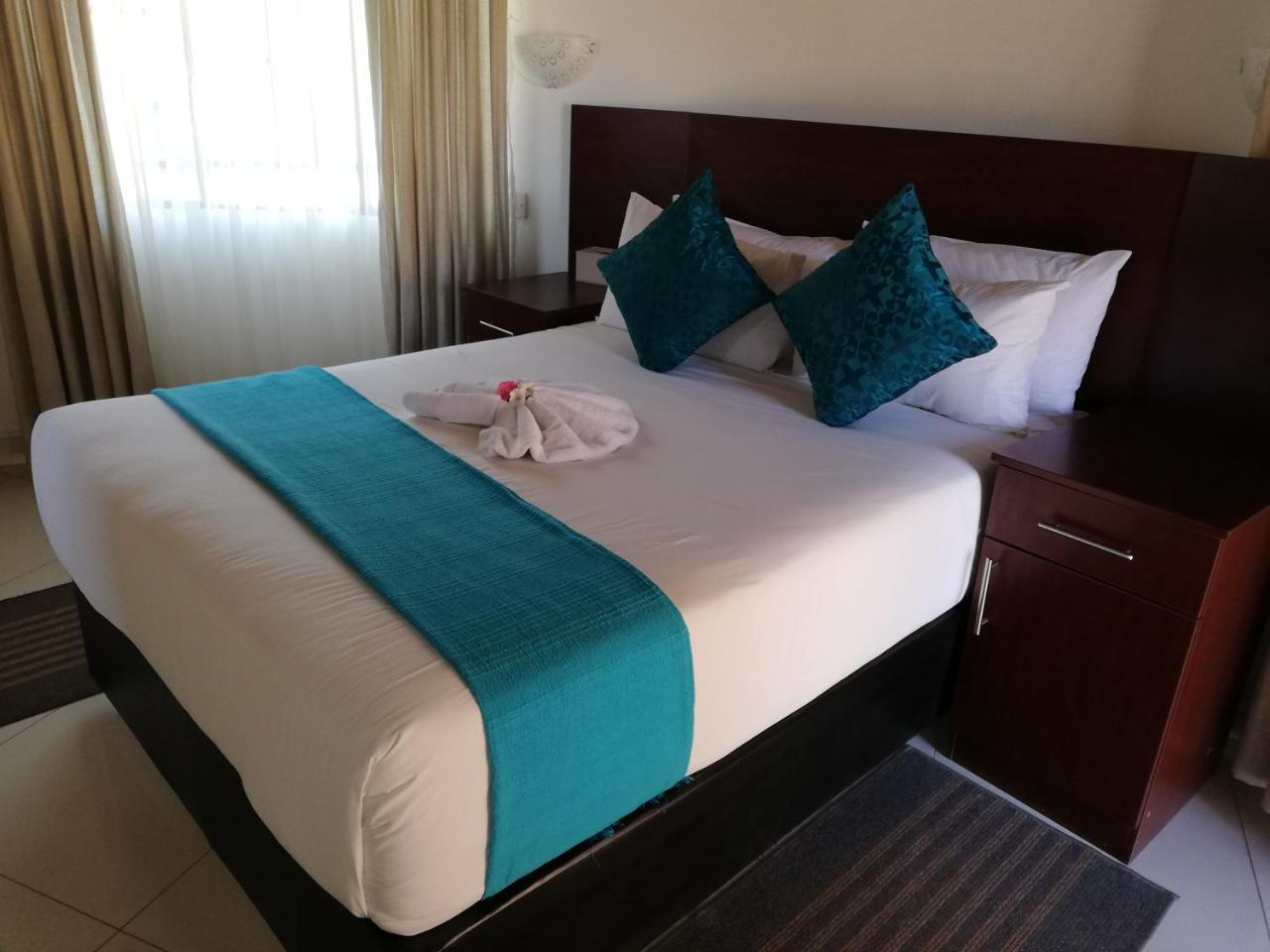Nkanga Hotel Касане Екстер'єр фото